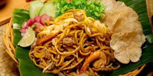 ZAKIR KUPIE & MIE ACEH 3, Jln Riau No 48 Tampan