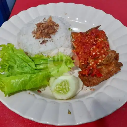 Gambar Makanan Ayam Geprek Mbak Tini 8