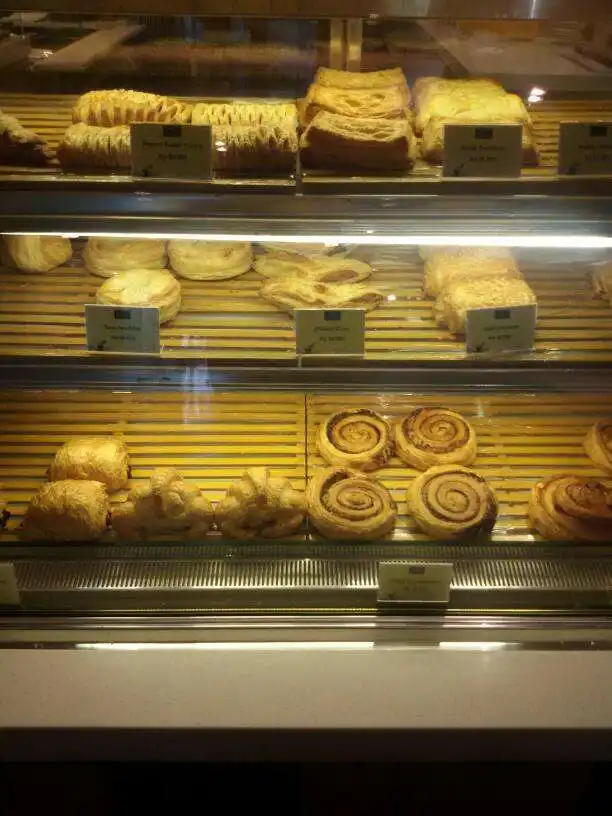 Gambar Makanan Daily Bread Bakery Cafe 7
