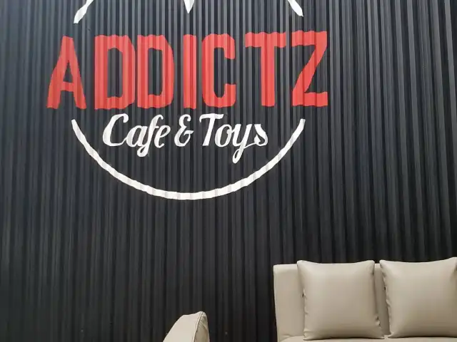 Gambar Makanan Addictz Cafe & Toys 14