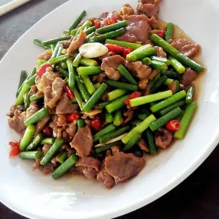 Chuan Ren Bai Wei Restaurant