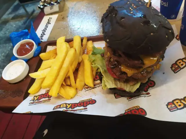 Bypapo Burger'nin yemek ve ambiyans fotoğrafları 24