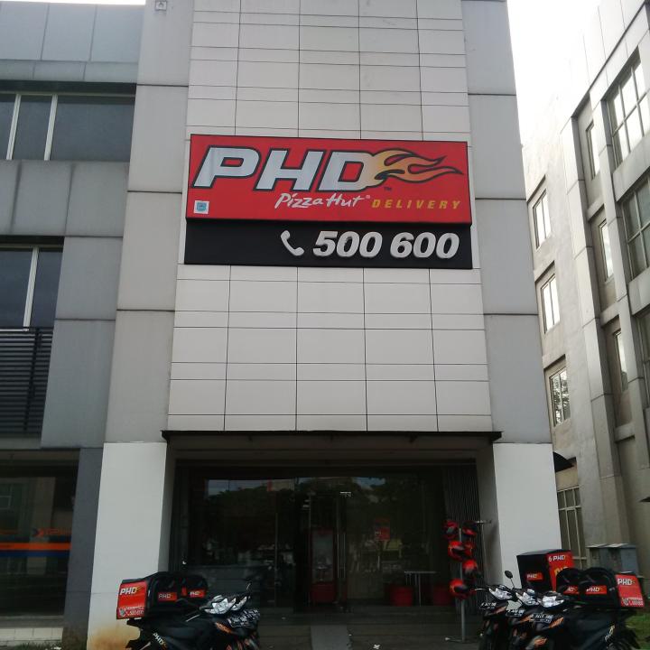 PHD Pizza Hut Delivery terdekat Restoran dan Tempat Makan Pizza