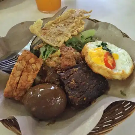 Gambar Makanan Nasi Pecel Bu Tinuk 5