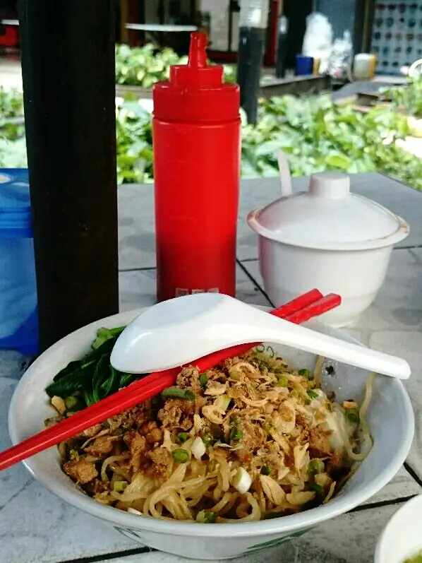 Bakmi Gerobak Kuning