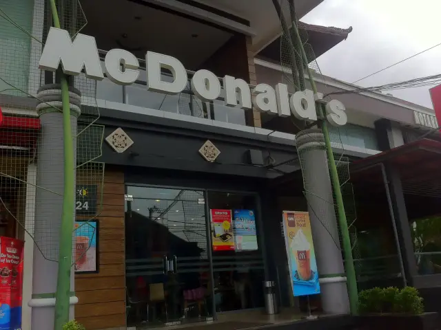 Gambar Makanan McDonald's 8