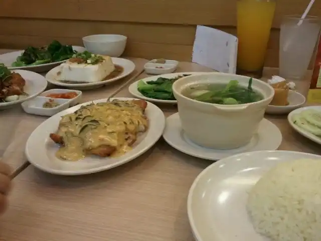 The Chicken Rice Shop Food Photo 15