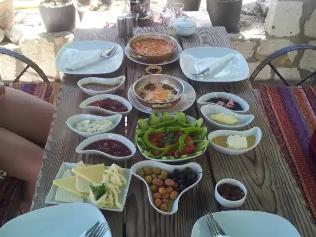 Çamlık Köy Kahvaltısı'nin yemek ve ambiyans fotoğrafları 3