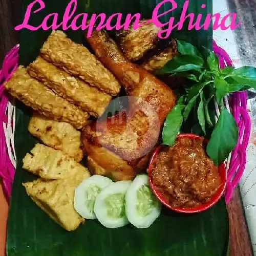 Gambar Makanan Nasi Uduk&Lalapan Ghina 1