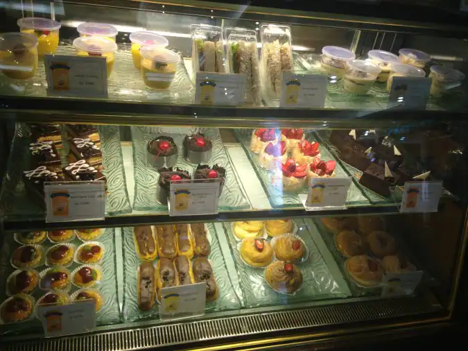 Bakery Hotel Ciputra terdekat Restoran dan Tempat Makan Roti terdekat