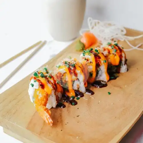 Gambar Makanan Sushi Sinolie, Renon 10