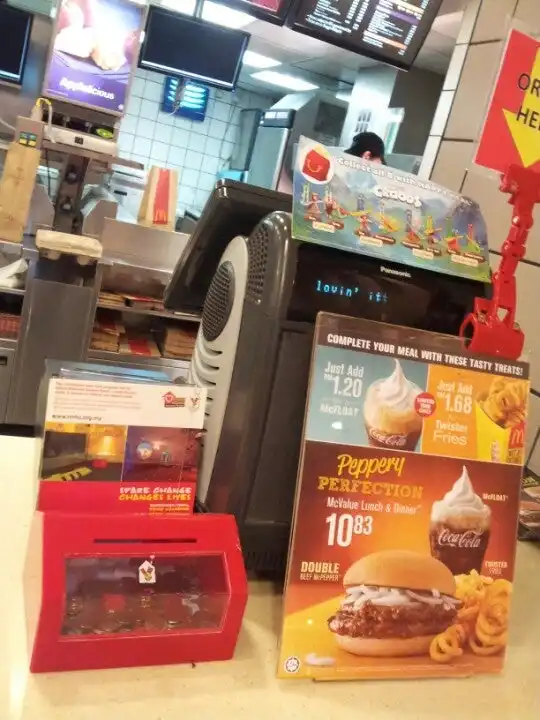 McDonald's & McCafé Food Photo 12