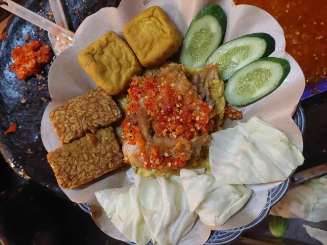 Gambar Makanan AyamGeprekJuara 1