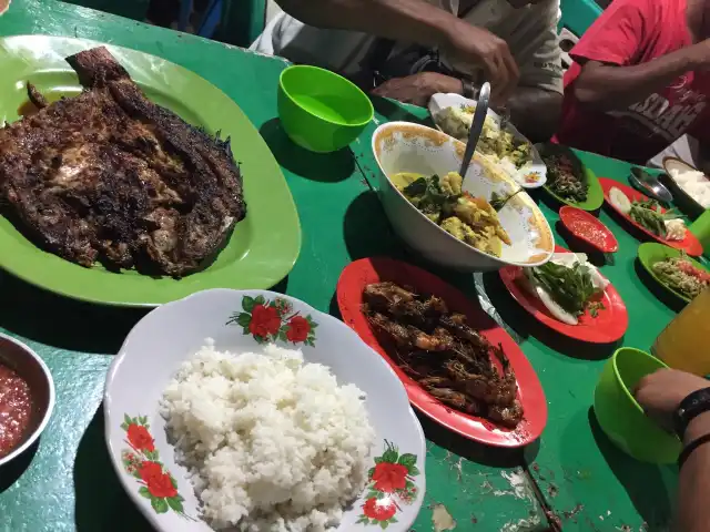 Gambar Makanan Sentra Kuliner Malam Labuan Bajo 5