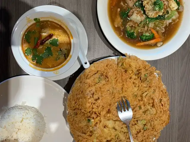 Para Thai Food Photo 12