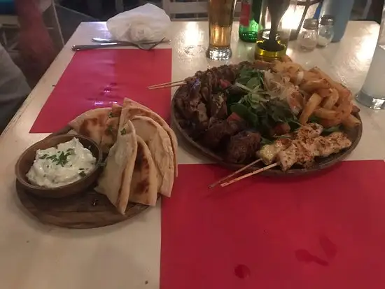 Gambar Makanan Nostimo Greek Grill Ubud 16