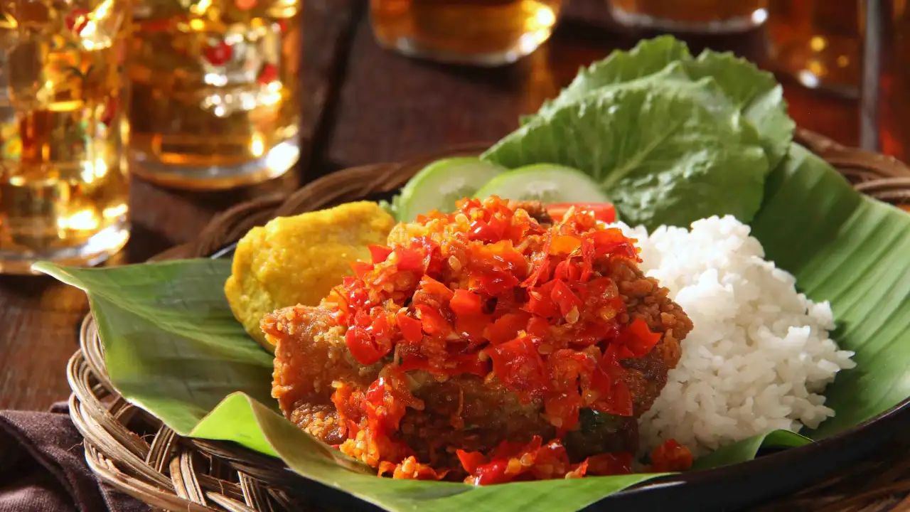 Gerai Veteran Salbiah Nasi Ayam