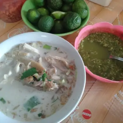 Soto Ayam kampung Nonoy