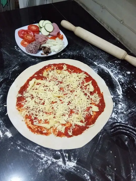 Gambar Makanan Spidey Pizza 4
