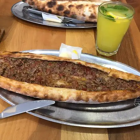 Haçapuri Karadeniz Pidesi'nin yemek ve ambiyans fotoğrafları 4