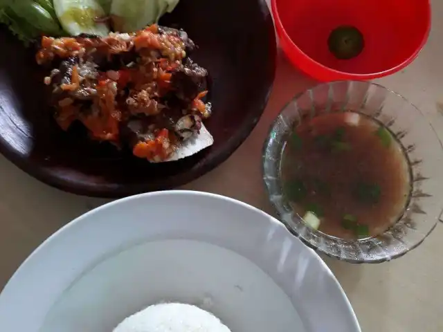 Gambar Makanan Sop Iga Sapi Pak Abu 6