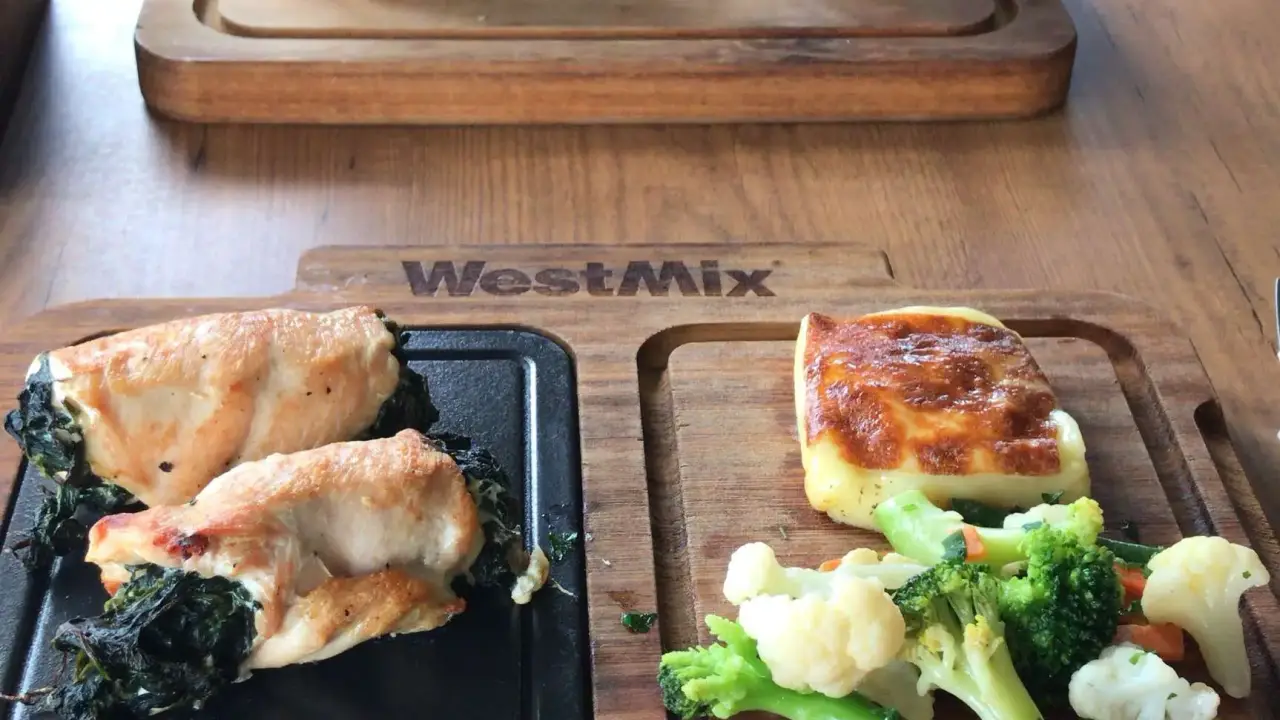 WestMix Cafe & Restaurant