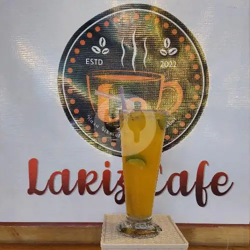 Gambar Makanan Lariz Cafe, Jalan Amaliun No 82, Medan 17