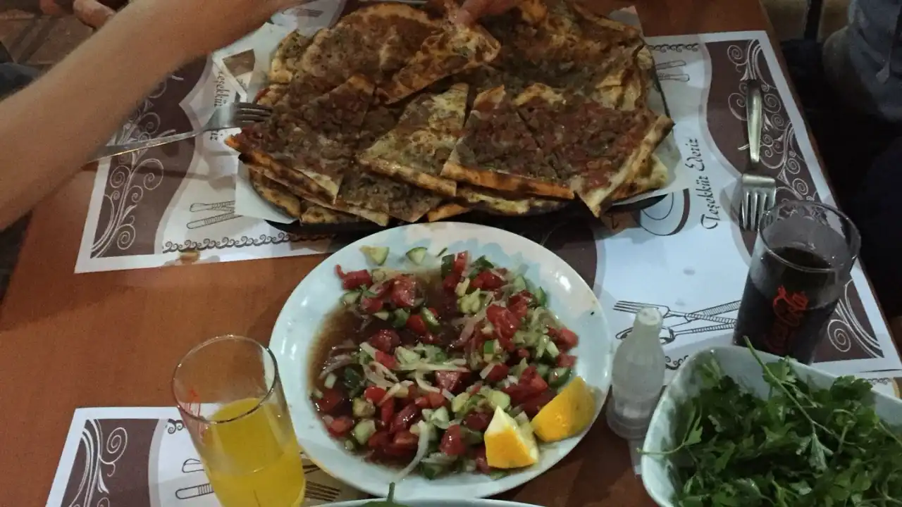 Seyit Oğulları Pide Kebap Salonu