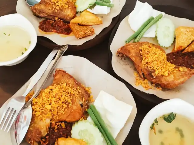 Ayam Penyet Tristar Food Photo 3