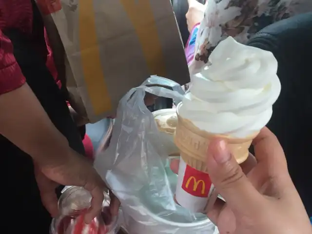 McDonald's Drive-Thru Food Photo 14