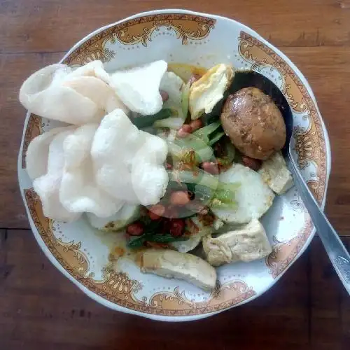 Gambar Makanan Lontong Sayur Dan Nasi Uduk Inara, Srandakan 6