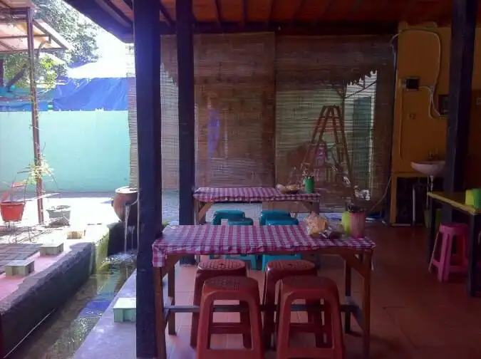 Warung Bakar Pak Ridho