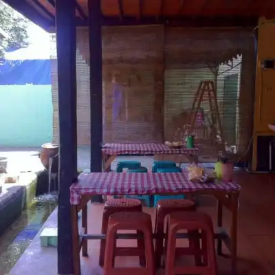 Warung Bakar Pak Ridho