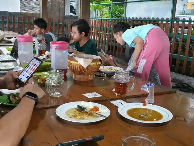 Pemancingan & Resto Jowo Deles