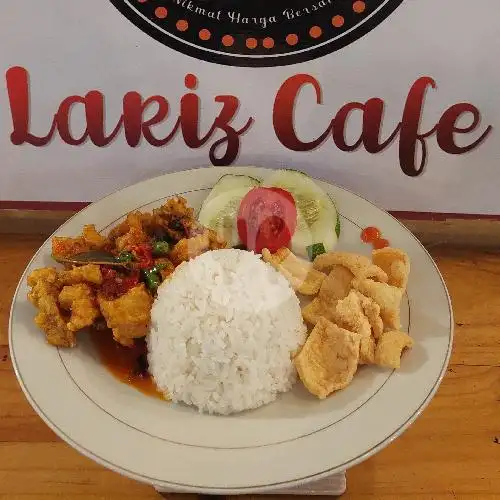 Gambar Makanan Lariz Cafe, Jalan Amaliun No 82, Medan 11