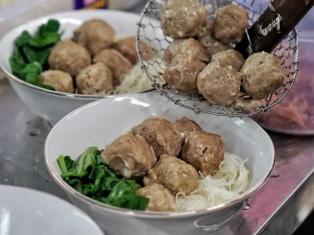 Gambar Makanan Bakso Desa 8