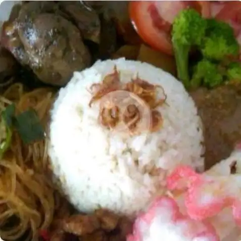 Gambar Makanan Nasi Kuning Istimewa 16