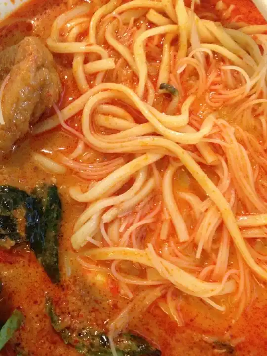 Madam Kwan's Food Photo 4