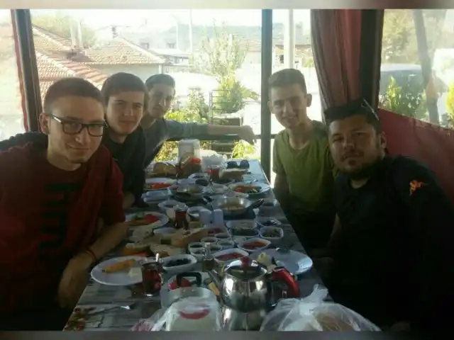 Asri Basri Restaurant'nin yemek ve ambiyans fotoğrafları 5