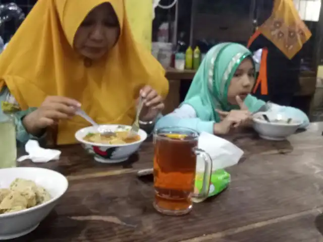 BASKOM (Bakso Komplit)