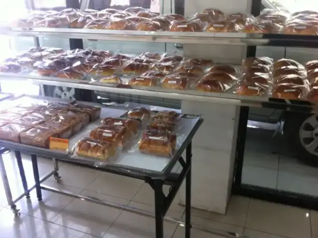 Glory Bakery