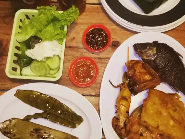 Gambar Makanan Warung Nasi Sugih Priangan 2