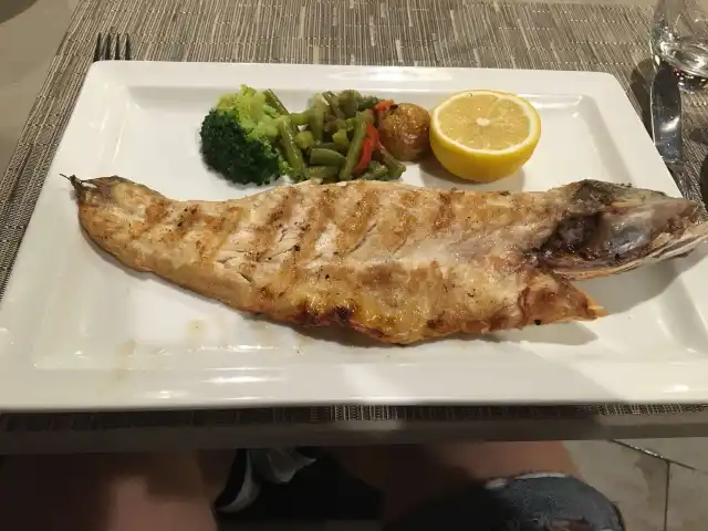 Marmara Fish Restaurant - Renaissance Polat İstanbul Hotel'nin yemek ve ambiyans fotoğrafları 23