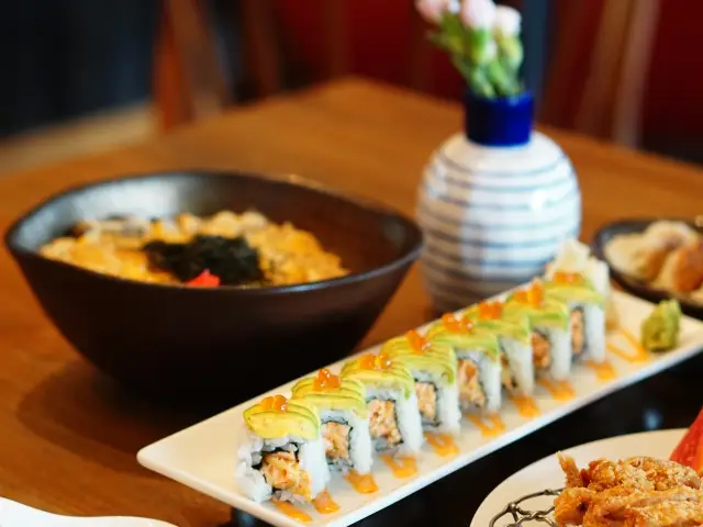 Gambar Makanan URO Japanese Dining & Sake Bar - Hotel JHL Solitaire 5