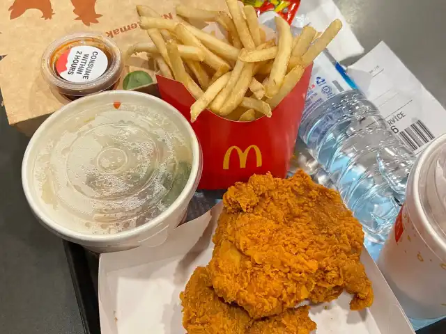 McDonald's / McCafé Food Photo 12