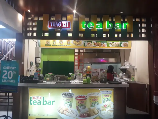 Gambar Makanan Tong Tji Tea Bar 4