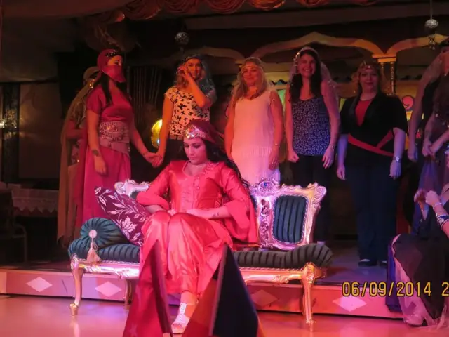 Sultana's 1001 Nights Show'nin yemek ve ambiyans fotoğrafları 39