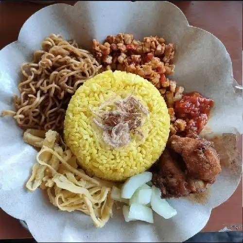 Gambar Makanan Warung Nasi Kuning Dan Lontong Opor Bu Nur 5