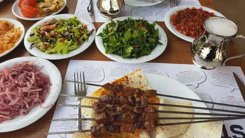 By Çöp Şiş'nin yemek ve ambiyans fotoğrafları 3