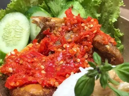 Ayam Penyet Sambal Ngegazzz (Sambal dadak), Kopo